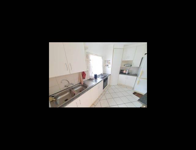 2 BEDROOM HOUSE FOR SALE IN THERESAPARK